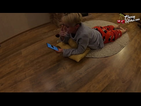 ❤️ Crazy Blonde sucking dick ollmhór sucking agus preabadh ar sé - gnéas anal ️❌  Porn na Rúise  linn